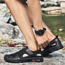 Load image into Gallery viewer, Men's Outdoor Wading Beach Shoes Mesh Non-slip Hole Sandals