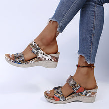 Load image into Gallery viewer, Women's Casual Slope Heel Snake Print Slippers
